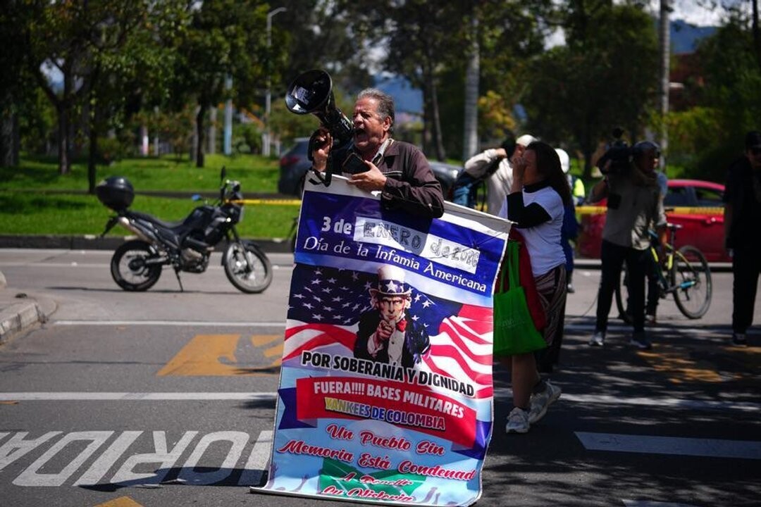 Maduro's Capture: Suspicions of Betrayal Within His Inner Circle