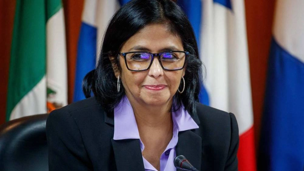 Venezuela's Defense Minister Announces Army's Recognition of Vice President