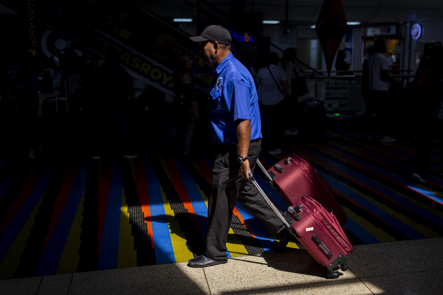 Венесуэла отозвала лицензии у шести авиакомпаний