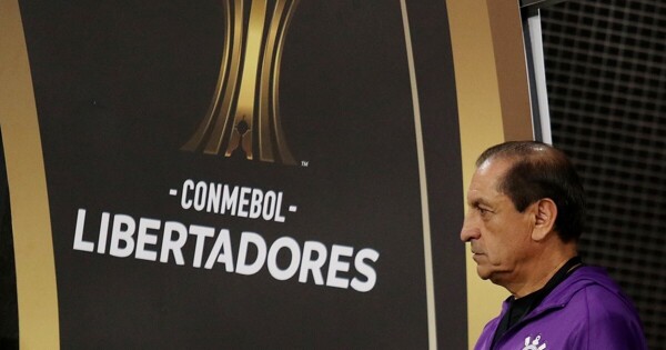Los del Pelado faces Barcelona (E)