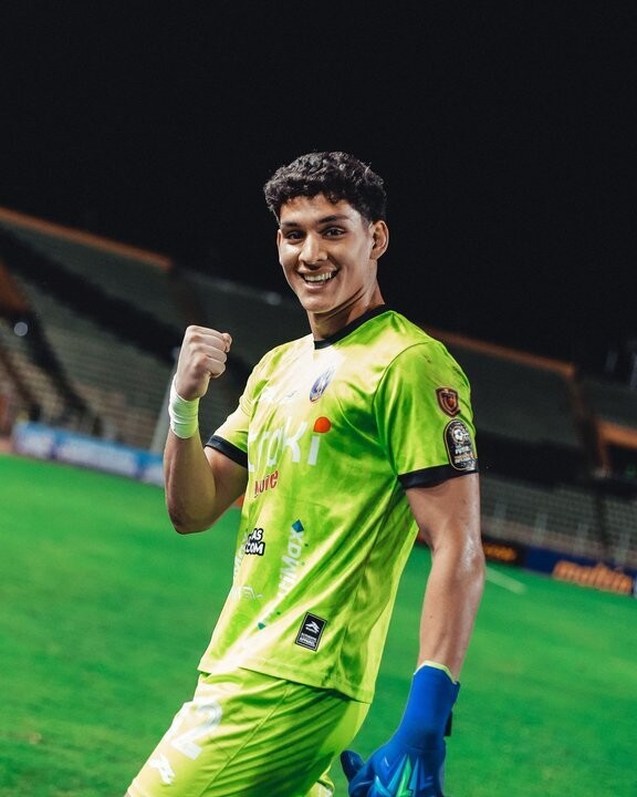 Venezuelan Goalkeeper's Error Leads to Copa Libertadores Draw