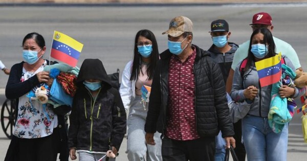 Venezuelans Return Home Under Government Program